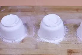 @齐齐哈尔人高筋面粉、中筋面粉、低筋面粉区别和用途，别用错了图片