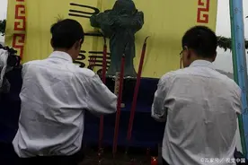 七律 怀念屈原图片