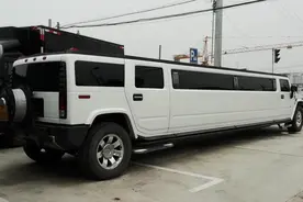 南通最长悍马，车长堪比公交车，轴距是普通车双倍以上图片