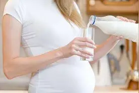 咖啡饮品不能多喝，孕妈多喝这几类饮品，妈妈健康胎宝更聪明图片