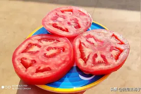 电影《芳华》，女主角吃西红柿馋到我了，连马云都说余味无穷图片