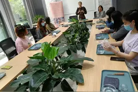 红心优选：“趣味珍珠开蚌，邂逅优雅时光”图片