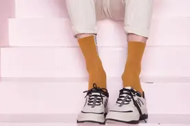 再也不怕当众脱鞋了，给你看看我的防臭法宝图片