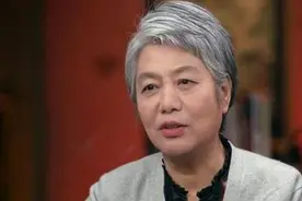 早领悟早受益：恋爱，爱的是一类人，结婚是一个人图片