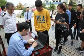 “人才补贴”正式取消，一线城市调整落户标准，本科毕业生很扎心图片