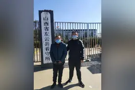 大同：“老贼”菜市场偷手机被捉图片