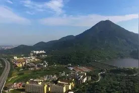 莆田：多彩的壶公山图片