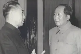 1965年，毛主席急电约见周恩来，接着6万人神秘消失18年图片