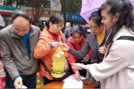 万元红包雨橙色预警，倒计时5天图片