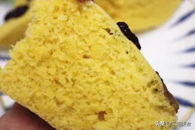 早餐别光吃馒头了，教您做玉米面发糕，蓬松多孔，味道香浓还减脂图片