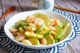 这菜减肥期间我常吃，5分钟炒一盘，饱腹易消化，孩子常吃长大个图片