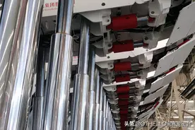活塞杆部件在液压支架中的作用及损坏的原因图片