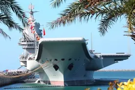 台媒：航母将常驻南海，大陆加强海南战略基地图片