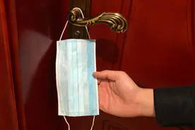出门忘带钥匙别发愁，只需一个小小的口罩，不用钥匙也能进家门了视频封面