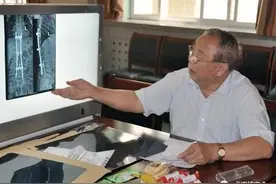 尤迈春播名医丨大医仁心六十载，大音稀声叶启彬图片