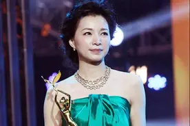 央视十佳主持人名单曝出，主持一姐董卿落榜，网友质疑不公平图片