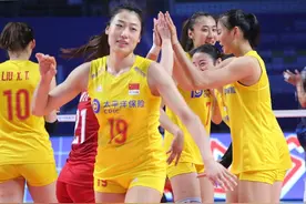 中国女排逆转德国的最大功臣是刘晏含图片