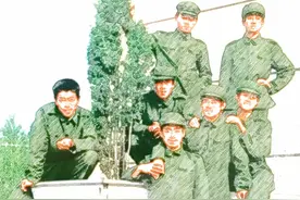 我的团部大院-9吃狗肉图片