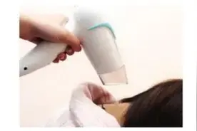 震惊了！电吹风还能治疗颈椎病，这是真的吗？！图片