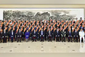 天天学习丨多年前，习近平为何写下这首饱含深情的诗？图片