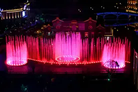 大型音乐喷泉_彩悦佳秀_音乐喷泉公司图片