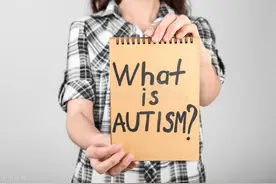 孩子不爱说话？当心得了自闭症图片