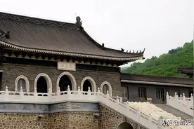 中国“清净”的寺庙，上香免费“禁放钱”，原因让人深思图片