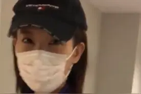 太可怕！女星李一桐录制跑男门牙掉了4次，凌晨去补牙秒变宋丹丹图片