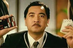 75岁秦沛近照，头发花白皮肤松弛，罕见谈姜大卫尔冬升2位弟弟图片