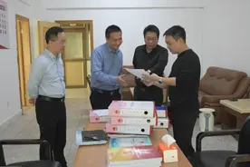 揭阳市人民检察院陈立群副检察长到普宁市人民检察院督导队伍教育整顿工作图片