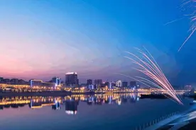 郴州女富豪：45岁白手起家，专心做面条34年，身家12亿图片