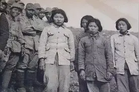 被日军抓获的6位女战士，以为牺牲了，5年后出现在另一张照片中图片