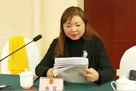 乐山盟员杨琼被授予“四川省特级教师”荣誉称号图片