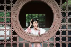 故事：因天生痴傻，她在国公府当个粗使丫鬟，世子却欲求圣旨迎娶图片