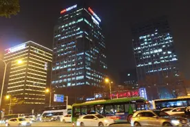 80家第二总部扎堆武汉，这个曾被互联网抛弃的城，终于破局突围了图片