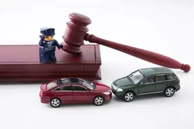 哪些行为构成交通肇事逃逸？交通肇事逃逸的处罚标准？图片