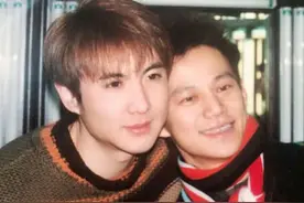 谁年轻时还不是个校草，这8个明星年轻时的模样，沈腾妥妥的帅锅图片
