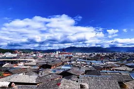 随手一拍都是最美的风景，云南香格里拉，心中的日月图片