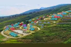 寻找四川最亮眼村居 | 凉山州“五彩仙山”竹苑新村的惬意生活图片