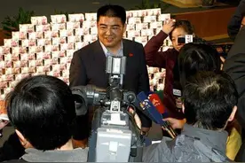 卖断货的鸿星尔克，消失了的陈光标，“高调慈善”为何被人厌恶？图片
