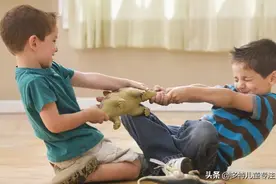 孩子占有欲强，爱抢东西？试试这样引导图片