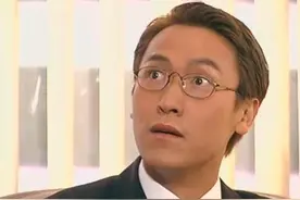 马德钟自曝当演员后曾收入微薄，为养家当搬运工，感激妻子包容图片