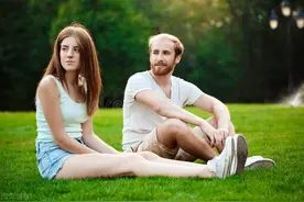 《婆婆的镯子》，付出型婆婆不招人待见，精明算计的婆婆得人心图片