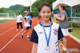 叶一茜公开吐槽森碟：这一点，比她爸差远了图片