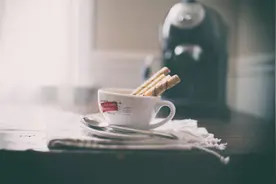 人生是自己的，不要照着别人生活图片