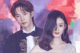 赵丽颖王一博首次同台，粉丝们建议做好妆发，但导演却表示寒心图片