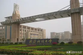 给所有高考考生：选错专业毁一生？我如何从机械专业转行新媒体图片