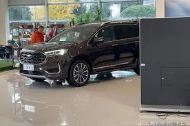 2021款福特锐界实车到店，外观不“油腻”，换装双联大屏图片