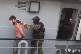 美国特种兵之耻曝光：想推翻敌人总统，却各种奇葩操作！彻底惨败图片