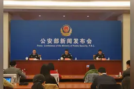 好消息！7座车将实施六年免检，70岁以上也能考驾照图片